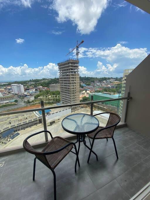 Nagoya Thamrin Apartment High Floor With View Zewnętrze zdjęcie