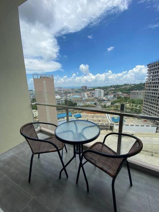 Nagoya Thamrin Apartment High Floor With View Zewnętrze zdjęcie