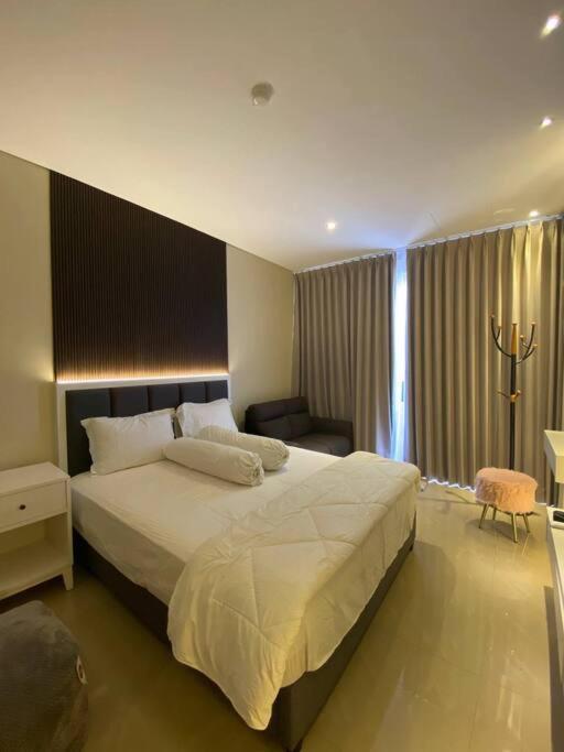 Nagoya Thamrin Apartment High Floor With View Zewnętrze zdjęcie